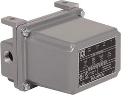 Square D - 4 NEMA Rated, DPST-DB, Float Switch Pressure and Level Switch - 575 VAC, Line-Load-Load-Line Terminal - Apex Tool & Supply