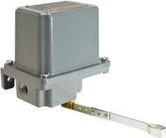 Square D - 4 NEMA Rated, DPST, Float Switch Pressure and Level Switch - 575 VAC, Line-Load-Load-Line Terminal - Apex Tool & Supply