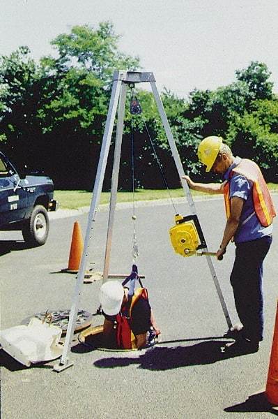 Gemtor - Confined Space Entry & Retrieval Systems Hoist Type: Tripod Hoist Base: Portable - Apex Tool & Supply