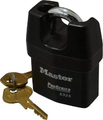 Master Lock - 3/4" Shackle Clearance, Keyed Alike Padlock - 3/8" Shackle Width, 3/8" Shackle Diam, Laminated Steel - Apex Tool & Supply