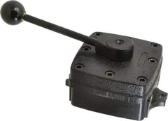 Parker - 1/2" NPT Mechanically Operated Air Valve - 4-Way, 3 Position, Hand Throttle-Manual Return, 6.2 CV Rate, 150 Max psi & 160°F Max Temp - Apex Tool & Supply