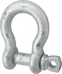 Made in USA - 1" Nominal Chain Size, 8.5 Ton Carbon Steel Screw Anchor Shackle - 1" Diam, 1-1/8" Pin Diam, 3-3/4" High x 1-11/16" Wide Inside Jaw, 2-1/2" Inside Width, 2-3/8" Max Body Thickness - Apex Tool & Supply