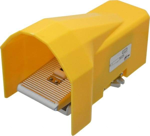 ARO/Ingersoll-Rand - 1/4" NPT Manual Mechanical Valve - 4-Way, Foot w/Guard & 0.7 CV Rate - Apex Tool & Supply