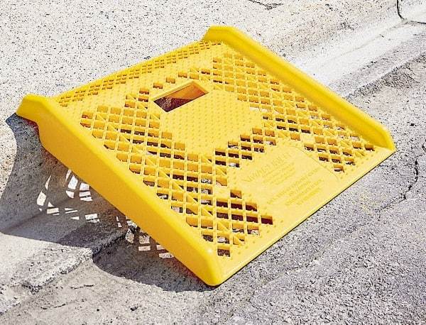 Magliner - 27" Long x 27" Wide x 5" High, Plastic Curb Ramp - 600 Lb Load Limit - Apex Tool & Supply