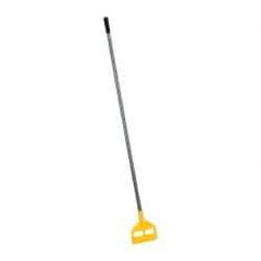 Rubbermaid - 60" Fiberglass Quick Connect Mop Handle - 1 to 1-1/4" Wet Mop Head Band, Plastic Connector, Use with Wet Mops - Apex Tool & Supply