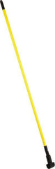 PRO-SOURCE - 60" Fiberglass Clamp Jaw Mop Handle - Polypropylene Connector, Use with Wet Mops - Apex Tool & Supply