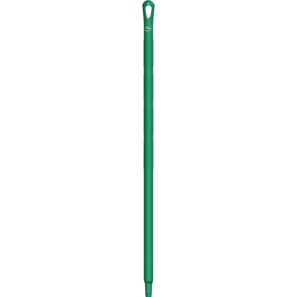Remco - Broom/Squeegee Poles & Handles Connection Type: European Threaded Handle Material: Polypropylene - Apex Tool & Supply