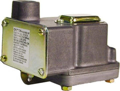 Barksdale - 0.018 to 1.7 psi Adjustable Range, 3 Max psi, Diaphragm Pressure Switch - 1/4 NPT Female, Screw Terminals, 2 x SPDT Contact, 304SS Wetted Parts, 0.5% Repeatability - Apex Tool & Supply
