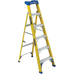 Louisville - 3 Steps, 4' High, Type I Rating, Fiberglass Step Ladder - Apex Tool & Supply