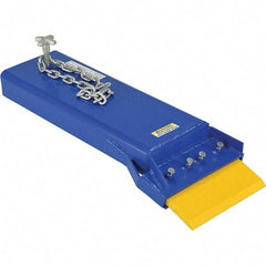 Vestil - Truck Floor Scraper - Apex Tool & Supply