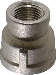 Merit Brass - 3/4 x 1/2" Grade 316 Stainless Steel Pipe Reducer Coupling - FNPT x FNPT End Connections, 150 psi - Apex Tool & Supply