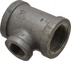 Made in USA - Size 1-1/4 x 1-1/4 x 3/4", Class 150, Malleable Iron Black Pipe Reducing Tee - 150 psi, Threaded End Connection - Apex Tool & Supply
