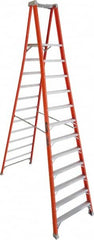 Louisville - 10 Steps, 10' High, Type IA Rating, Fiberglass Platform Ladder - Apex Tool & Supply
