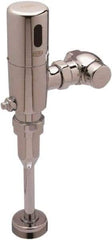 Zurn - 3/4" Spud Coupling, 1" Pipe, Urinal Automatic Flush Valve - Single Flush, 0.125 Gal per Flush, Chrome Cover, Powered by 4 AA Batteries - Apex Tool & Supply