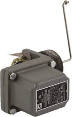 Square D - 4 NEMA Rated, DPST, Float Switch Pressure and Level Switch - 575 VAC, Line-Load-Load-Line Terminal - Apex Tool & Supply
