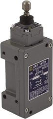 Square D - SPDT, NC/NO, 600 Volt, Screw Terminal, Plunger Actuator, General Purpose Limit Switch - 1, 2, 4, 6, 12, 13, 6P NEMA Rating, IP67 IPR Rating - Apex Tool & Supply