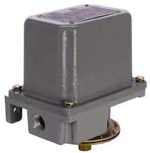 Square D - 7 and 9 NEMA Rated, SPDT, 0.2 to 10 psi, Electromechanical Pressure and Level Switch - Adjustable Pressure, 120 VAC at 6 Amp, 125 VDC at 0.22 Amp, 240 VAC at 3 Amp, 250 VDC at 0.27 Amp, 1/4 Inch Connector, Screw Terminal, For Use with 9012G - Apex Tool & Supply