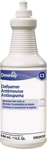 Diversey - 32 oz Squeeze Bottle Carpet Cleaner - Unscented, Use on Carpet & Upholstery - Apex Tool & Supply