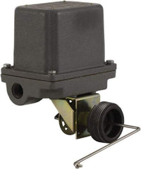 Square D - 4 NEMA Rated, DPST-DB, Float Switch Pressure and Level Switch - 575 VAC, Line-Load-Load-Line Terminal - Apex Tool & Supply