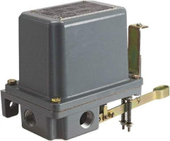 Square D - 4 NEMA Rated, DPST-DB, Float Switch Pressure and Level Switch - 575 VAC, Line-Load-Load-Line Terminal - Apex Tool & Supply