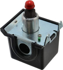 United Electric Controls - 30 to 300" Hg VAC Adjustable Range, General Purpose Diaphragm - 1/4 Thread - Apex Tool & Supply