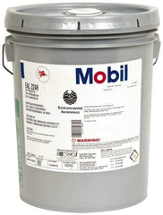 Mobil - 5 Gal Pail Mineral Hydraulic Oil - 0180°F, SAE 20, ISO 32/46, 36.8 cSt at 40°C & 8.3 cSt at 100°C - Apex Tool & Supply