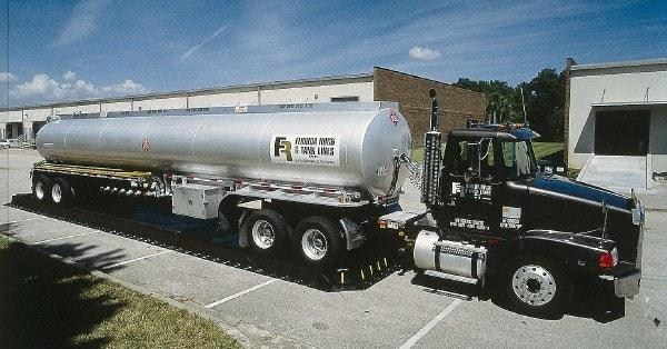 UltraTech - 5,385 Gal Polyethylene High Wall Berm - 1' High x 12' Wide x 60" Long - Apex Tool & Supply