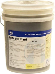 Master Fluid Solutions - Trim SOL nd, 5 Gal Pail Cutting & Grinding Fluid - Water Soluble, For Cutting, Grinding - Apex Tool & Supply