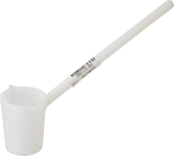 Dynalon Labware - 100 ml Polyethylene Short Dipper - 9" Long Handle - Apex Tool & Supply