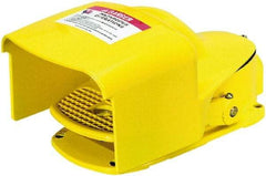 Square D - 1 Treadle, 5 Amp, Maintained (MA) & Momentary (MO), SPDT, Electric Foot Switch - 13, 2 & 4 NEMA Rated, 11-1/2" Long x 6.8" Wide x 6-1/2" High - Apex Tool & Supply