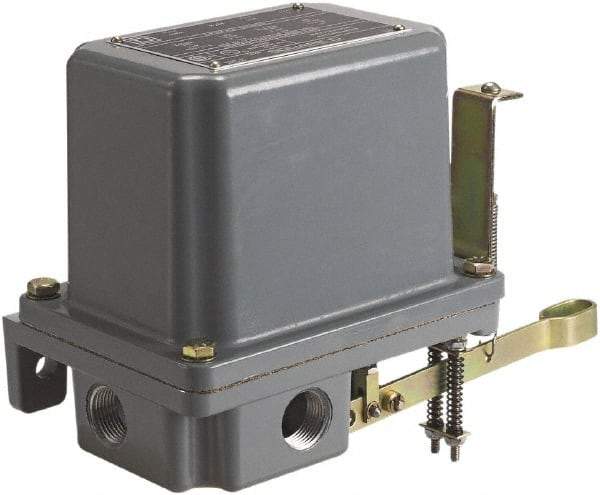 Square D - 4 NEMA Rated, DPST-DB, Float Switch Pressure and Level Switch - Line-Load-Load-Line Terminal - Apex Tool & Supply