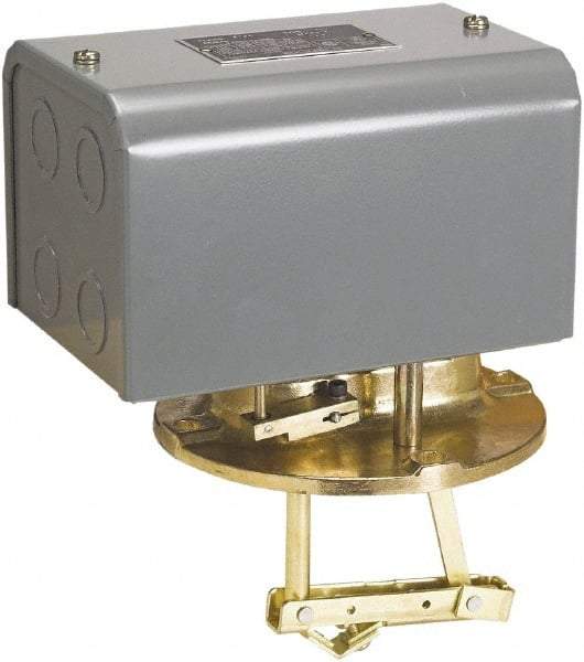 Square D - 1 NEMA Rated, DPST-DB, Float Switch Pressure and Level Switch - 575 VAC, Line-Load-Load-Line Terminal - Apex Tool & Supply