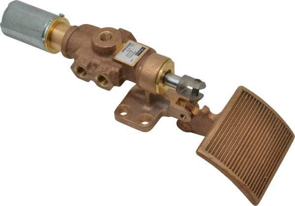 Parker - 1/4" NPT HD Manual Spool Valve - 4-Way Spring Return, Pedal Type, Spring & Foot Bracket Mounting - Apex Tool & Supply