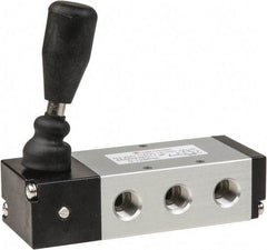 PRO-SOURCE - 1/4" NPT Manual Mechanical Valve - 5-Way, 3 Position, Lever/Detent, 0.98 CV Rate & 127.98 Max psi - Apex Tool & Supply