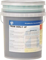 Master Fluid Solutions - Trim SOL sf, 5 Gal Pail Cutting & Grinding Fluid - Water Soluble, For Cutting, Grinding - Apex Tool & Supply