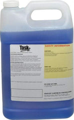Master Fluid Solutions - 1 Gal Bottle Cleaner/Degreaser - Liquid, Citrus - Apex Tool & Supply