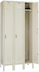 Lyon - 3 Door, 1 Tier, Locker - Apex Tool & Supply