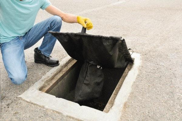 UltraTech - 1-3/4' Long x 17" Wide, Drain Seal - Use for Oil/Sediment - Apex Tool & Supply