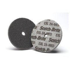 Scotch-Brite EXL Unitized Wheel XL-UW 2A Medium 3″ × 1/4″ × 1/4″ - Apex Tool & Supply
